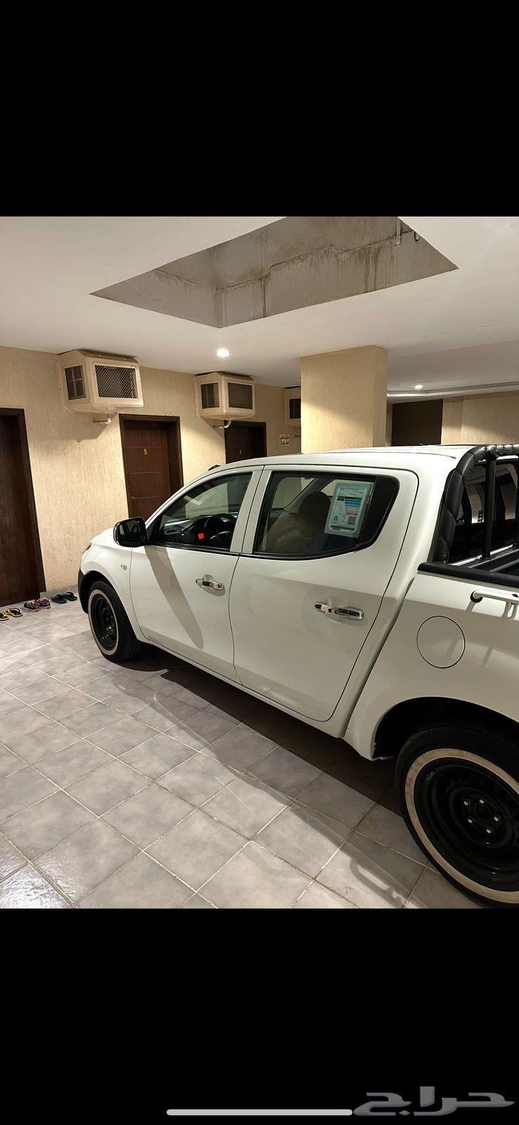 Wine model 2017 body color red, the cleanliness is good. Diesel, driven 19063082119450497112