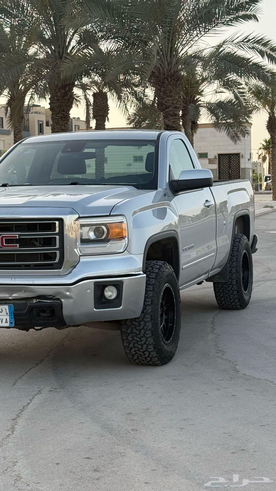 For sale 2015 Sierra, first owner63079650407811113