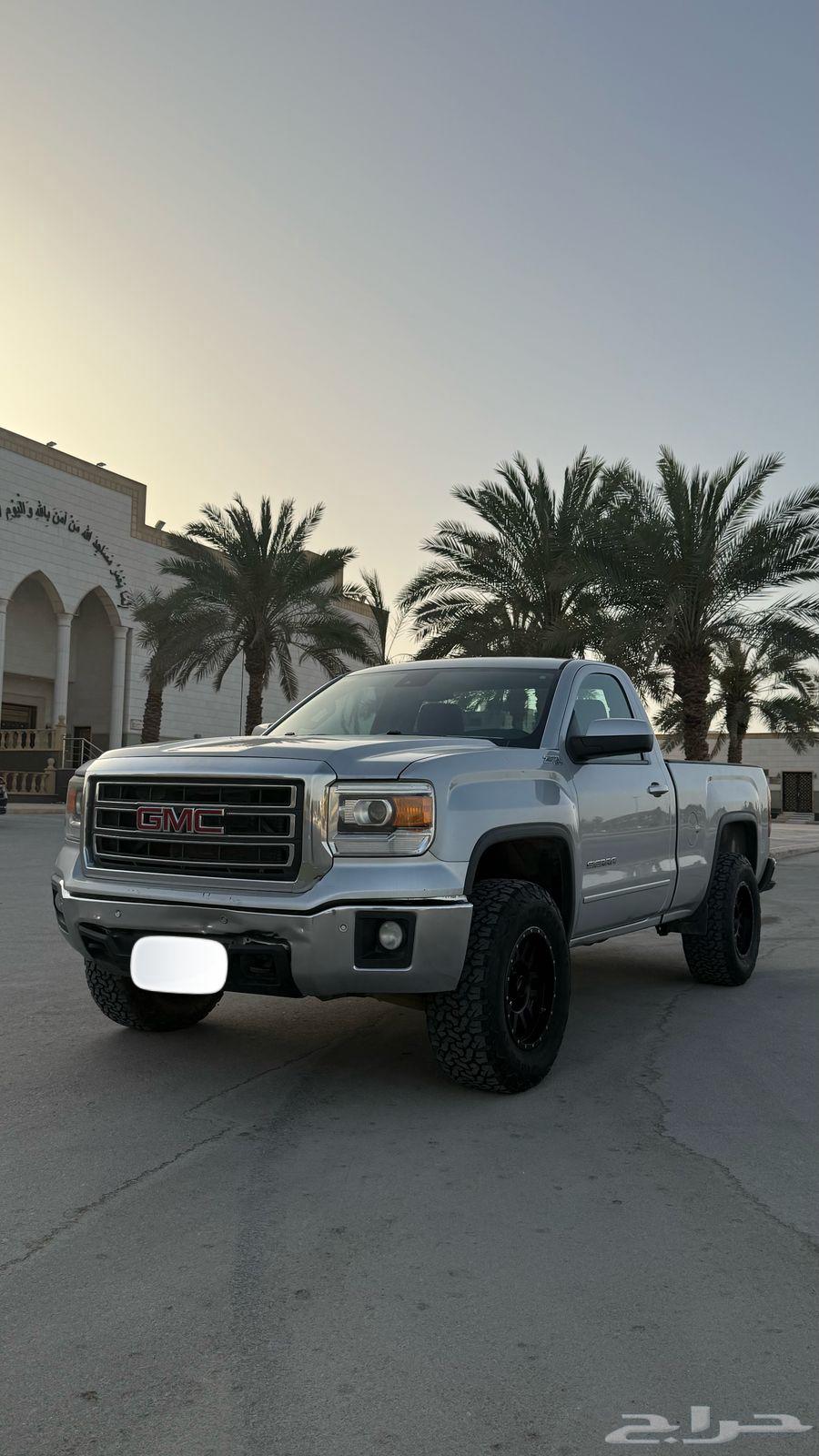 For sale 2015 Sierra, first owner63079650407811114