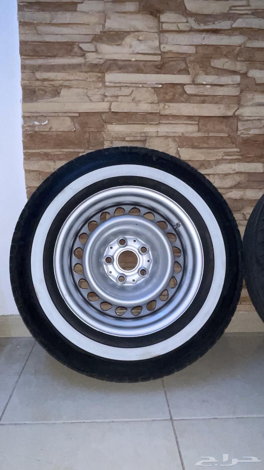 205 75 15 Tire and Wheel Set63078809179395117
