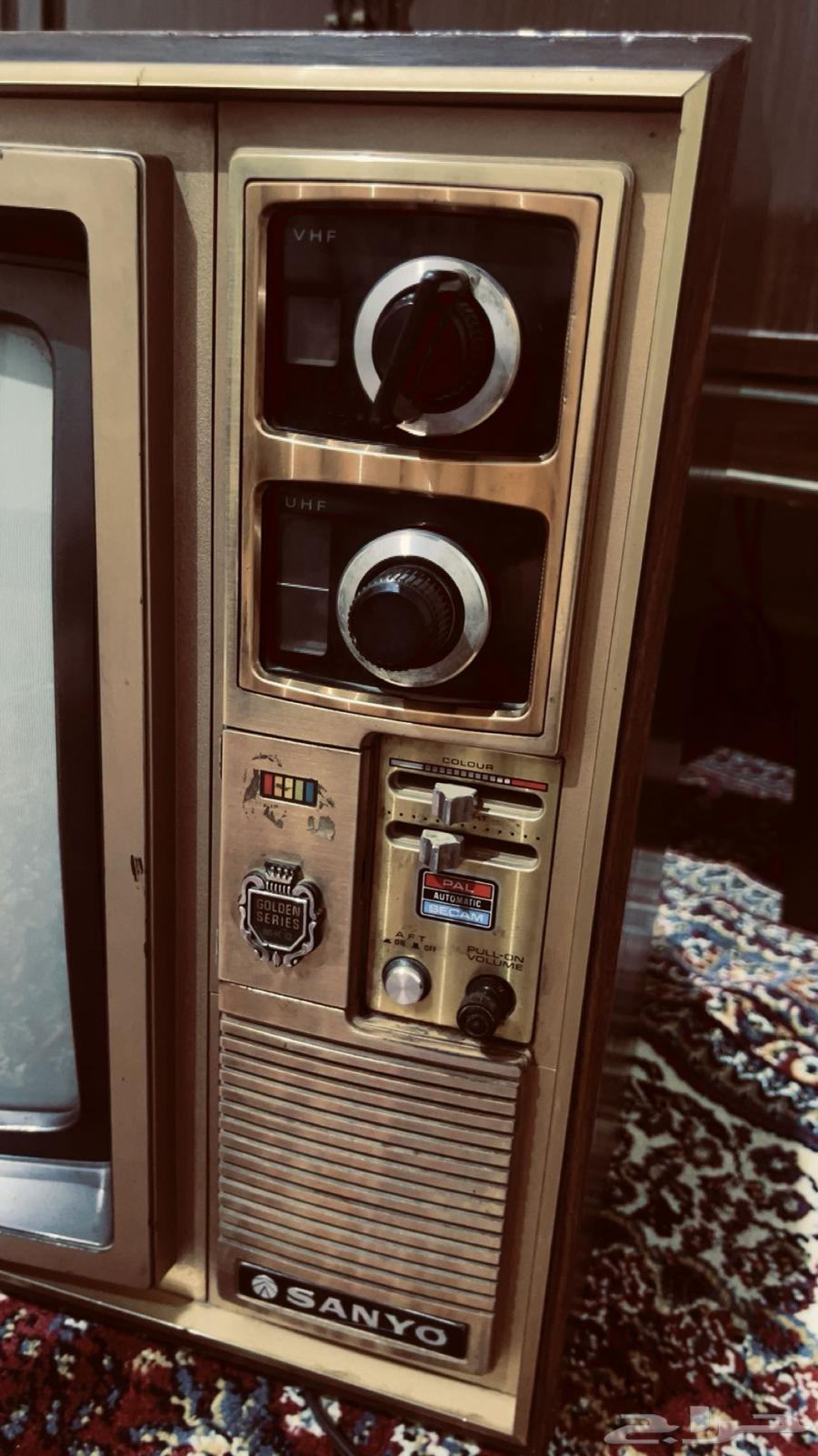 Old Sanyo TV, Golden Edition, Sold63011765743107112