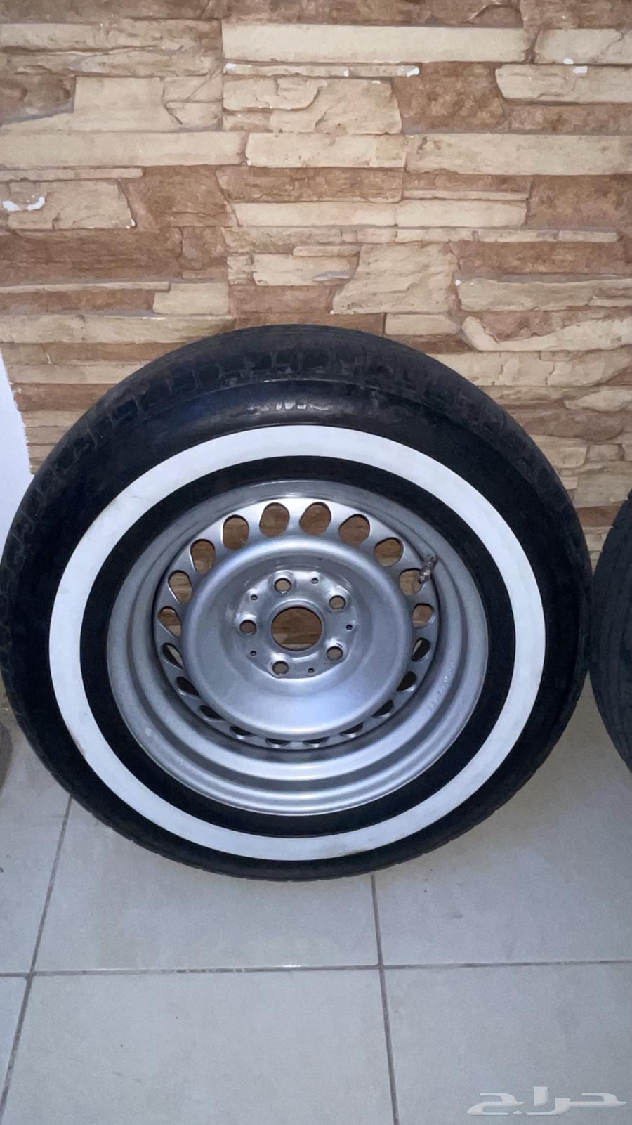 205 75 15 Tire and Wheel Set63078809179395111