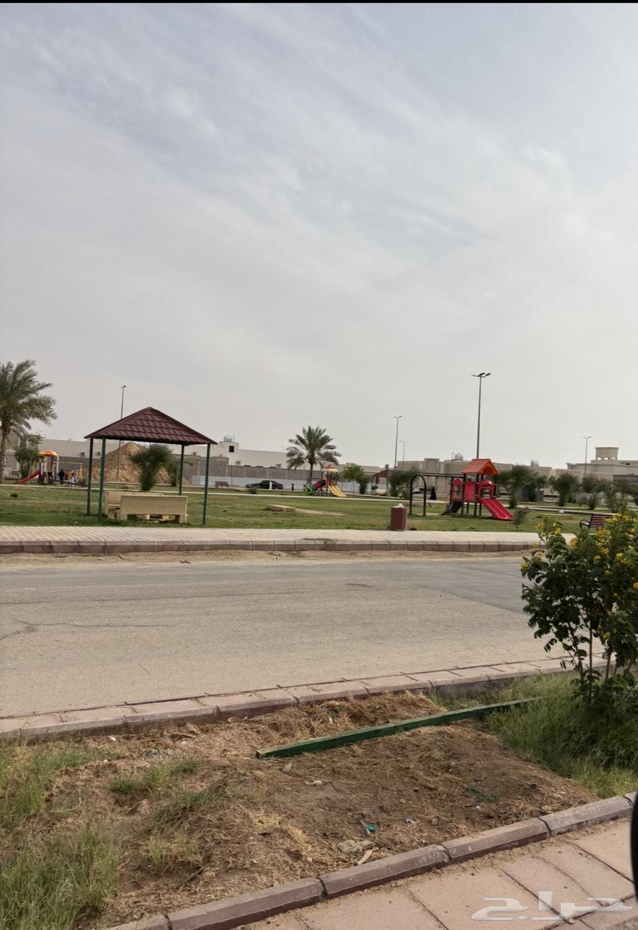 فرصة للبيع ارض سكنية بالخرج ب150الف حي قائم ومتكامل بدون سعي63015674422403114