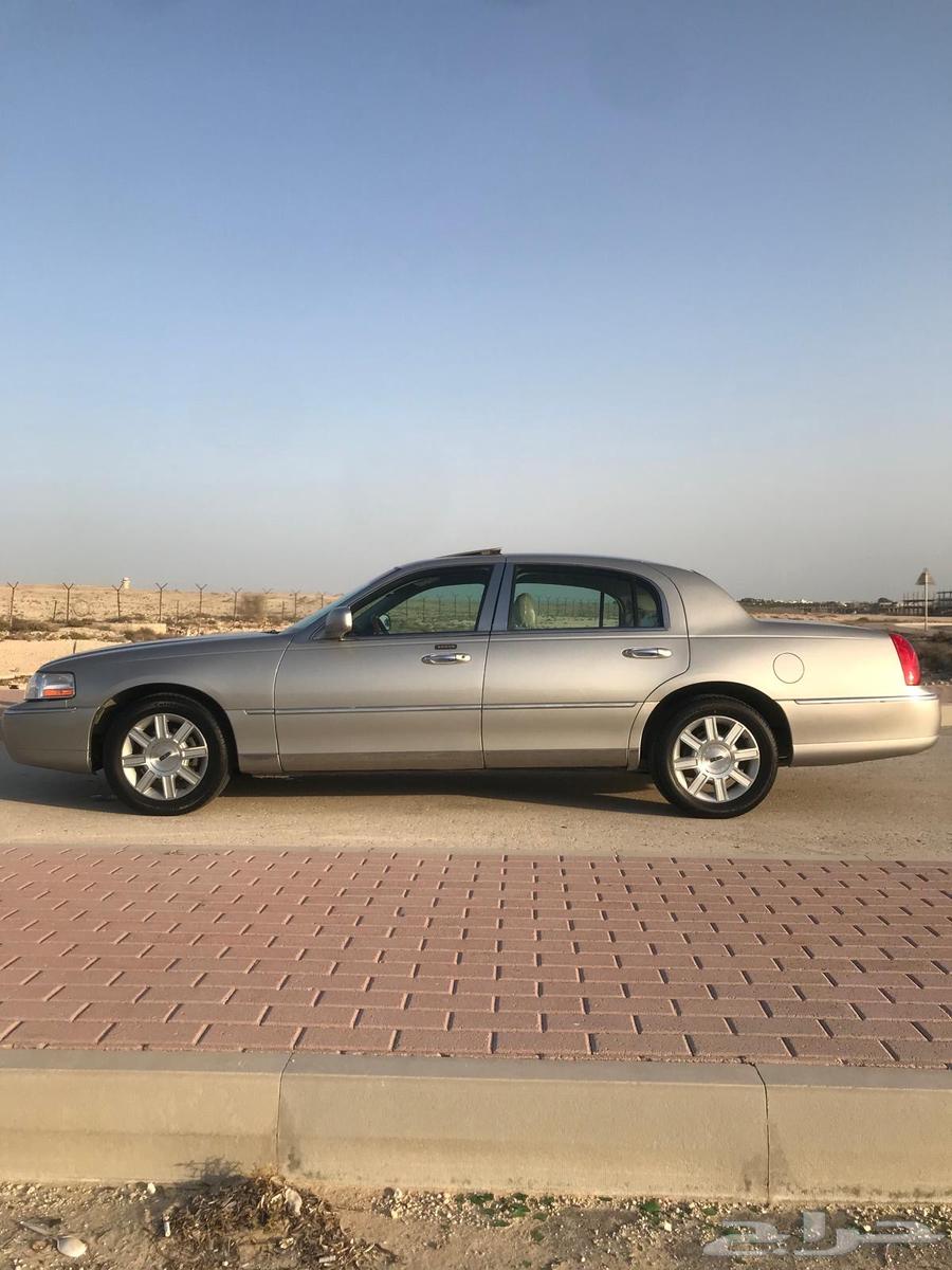 For sale Lincoln Town Car63078011677955114