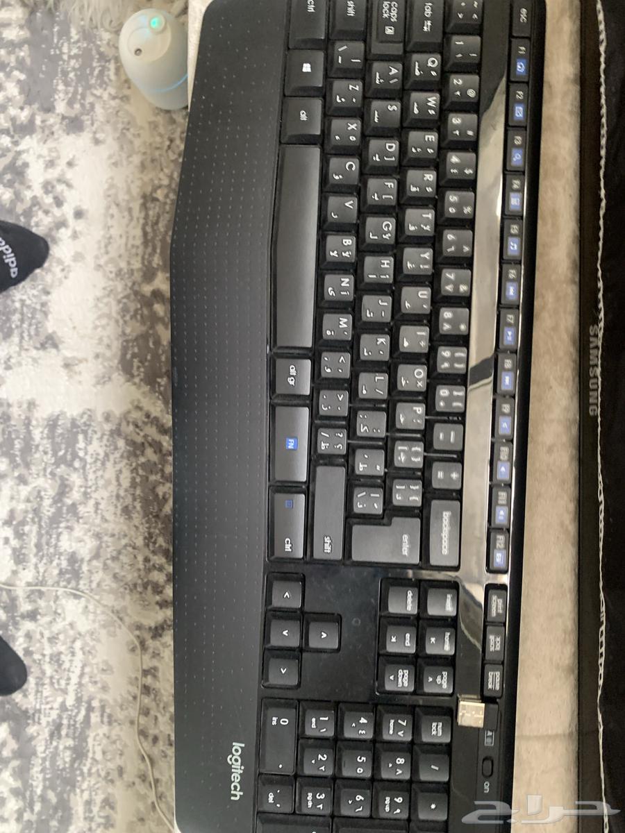 Logitech keyboard with mouse working via Bluetooth and wireless63053667974786111
