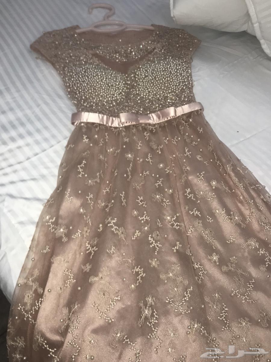 Dresses for sale at a symbolic price63054478842369111