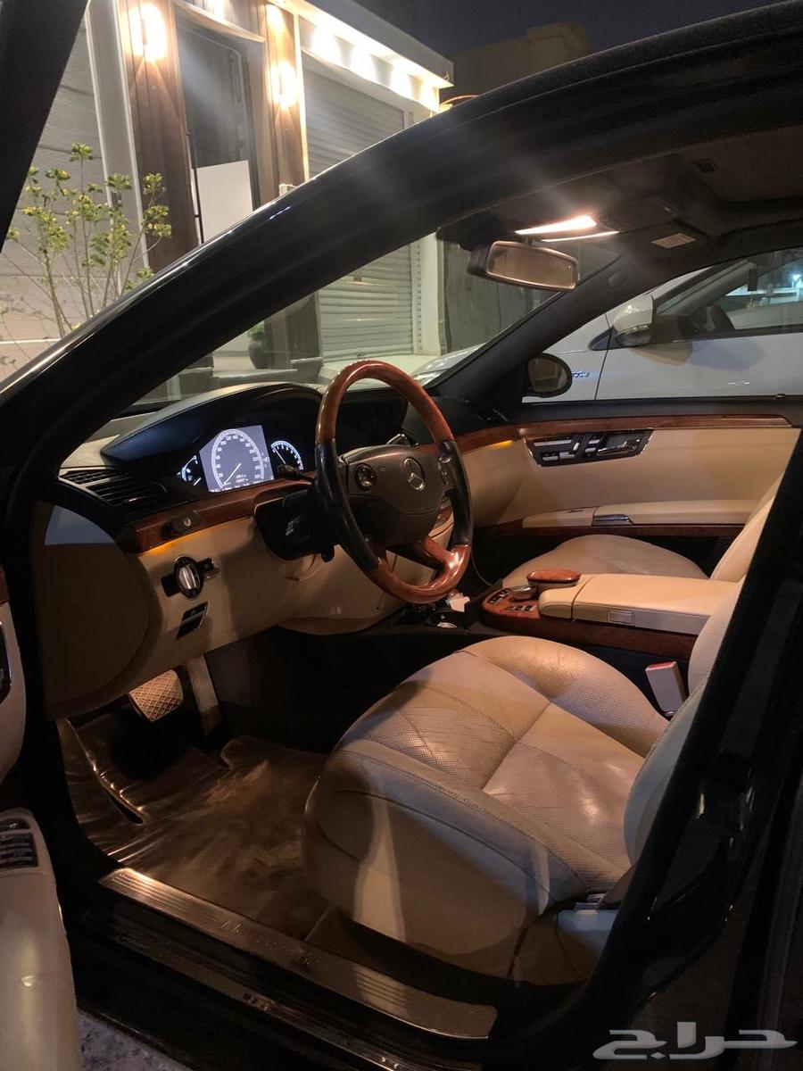 Mercedes car63078439106690111