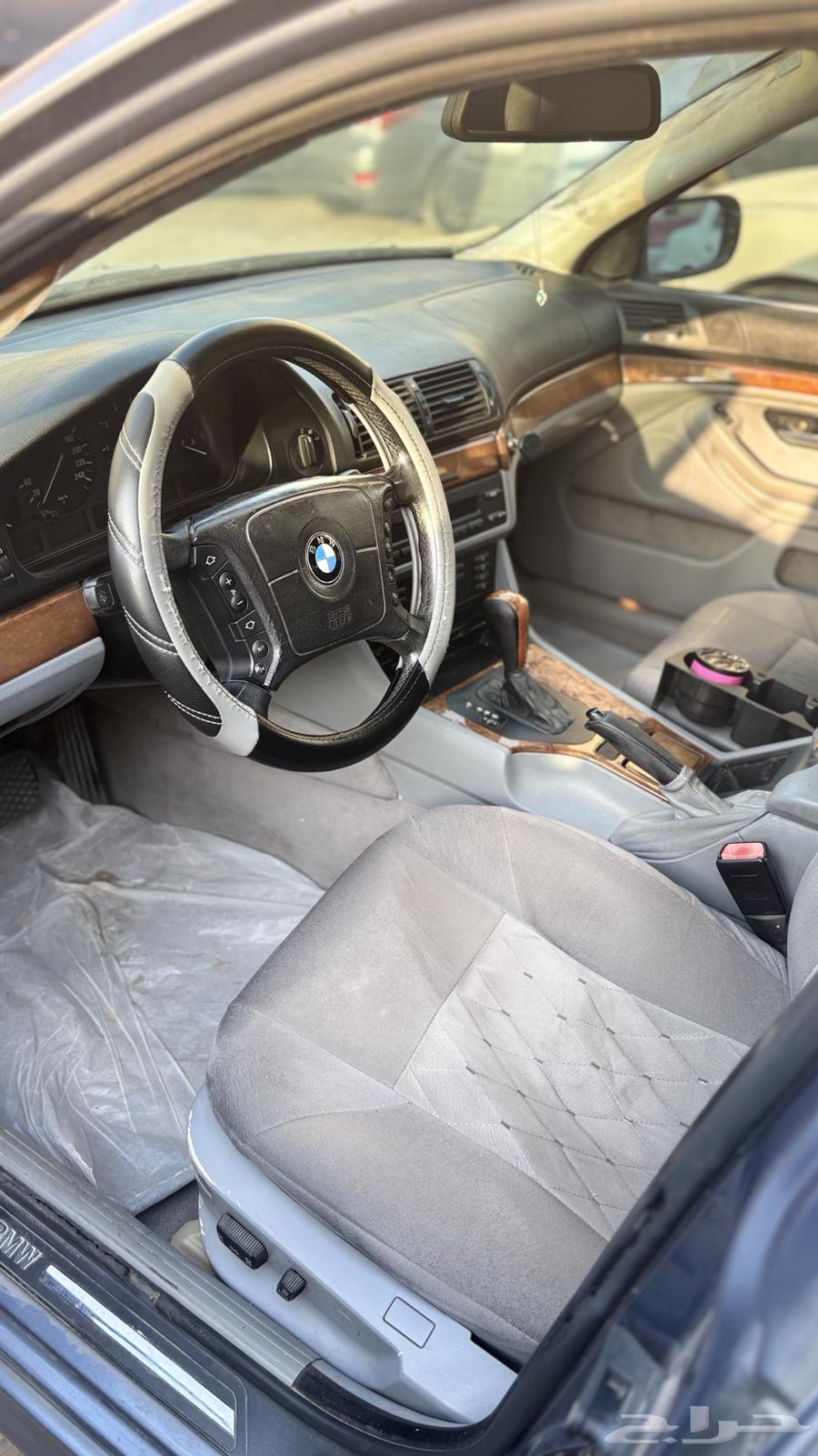 سياره bmw e39 525i63074833430657112