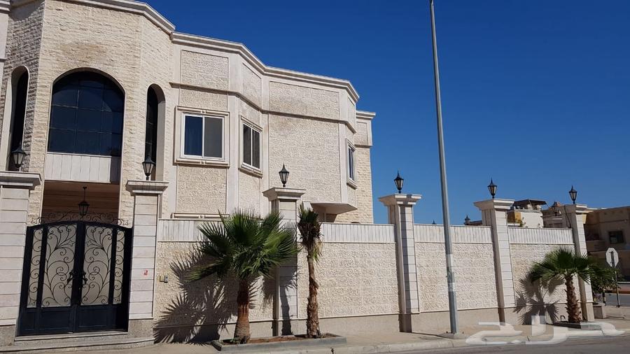 للبيع فيلا حي الدوحة الجنوبية السلمانية63011592689667112