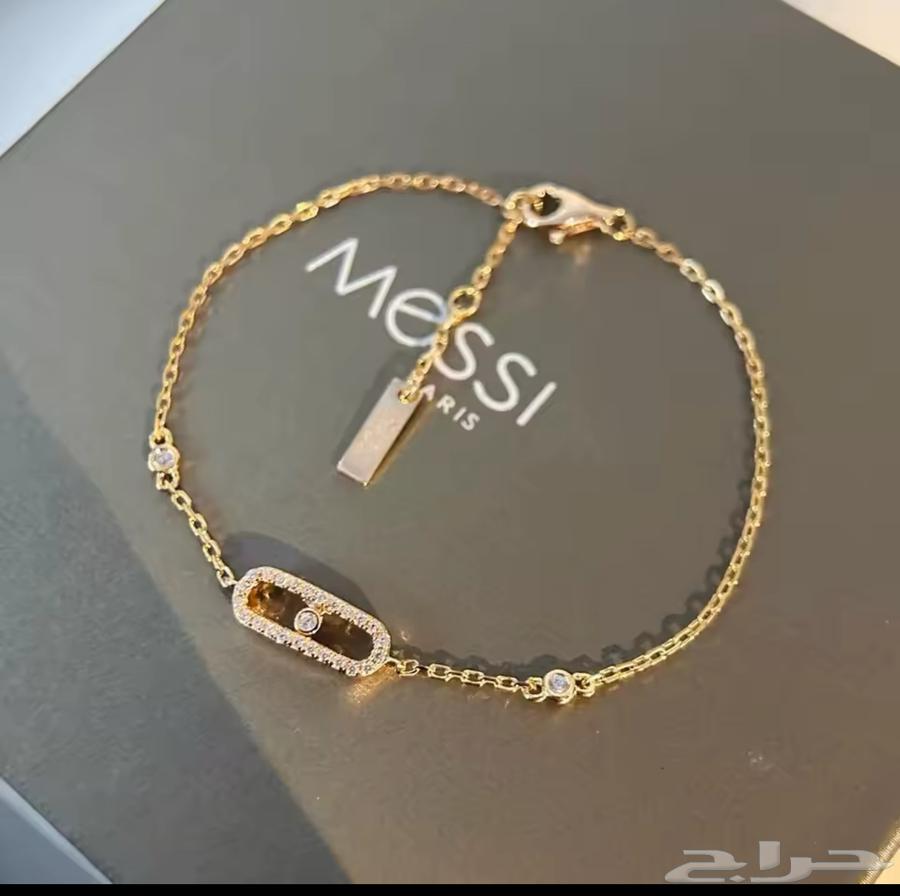 High quality, luxurious gold-plated accessories that do not rust or change color63051236470403112