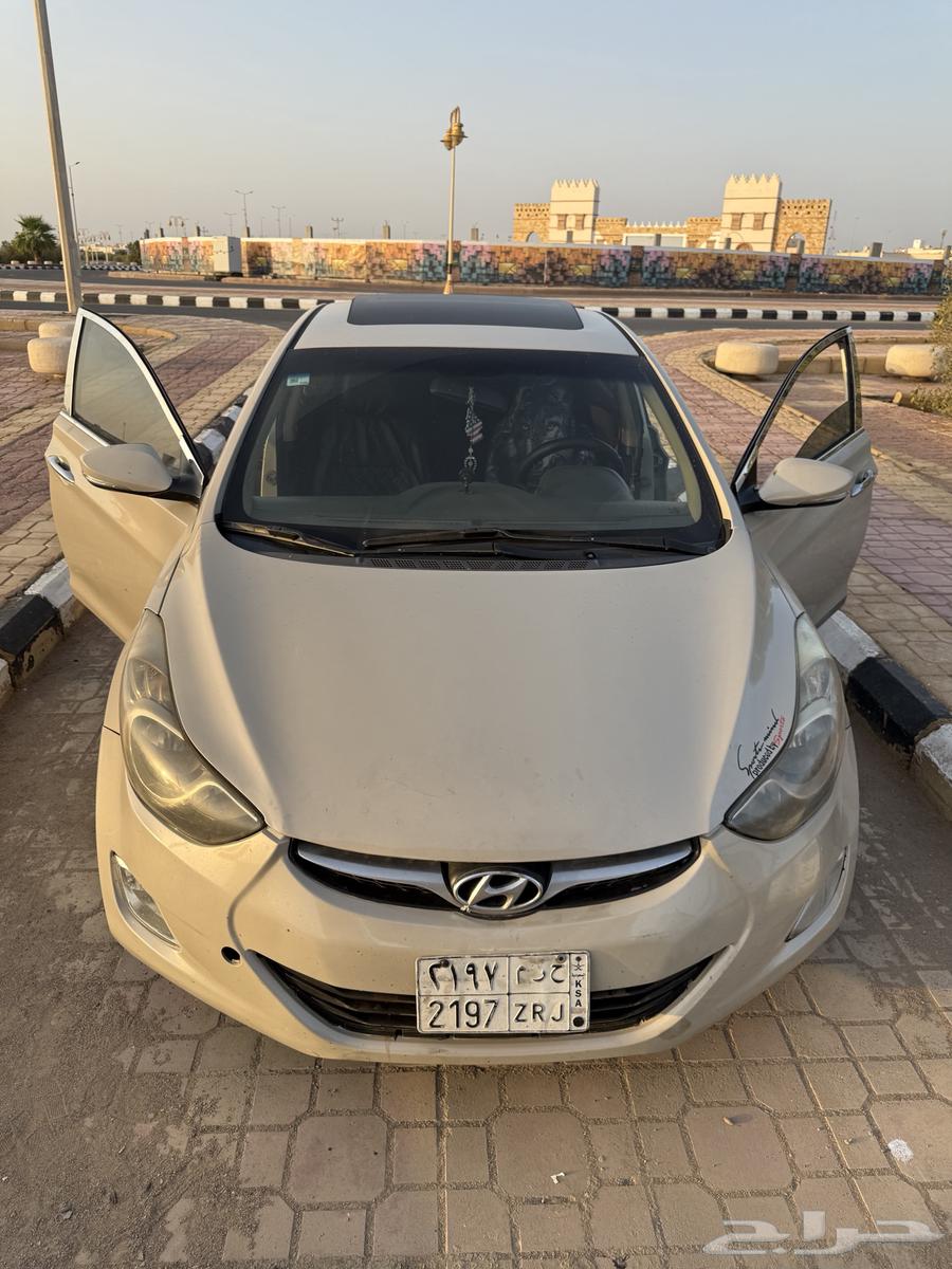 Hyundai Elantra 2014 full option63073182813955113