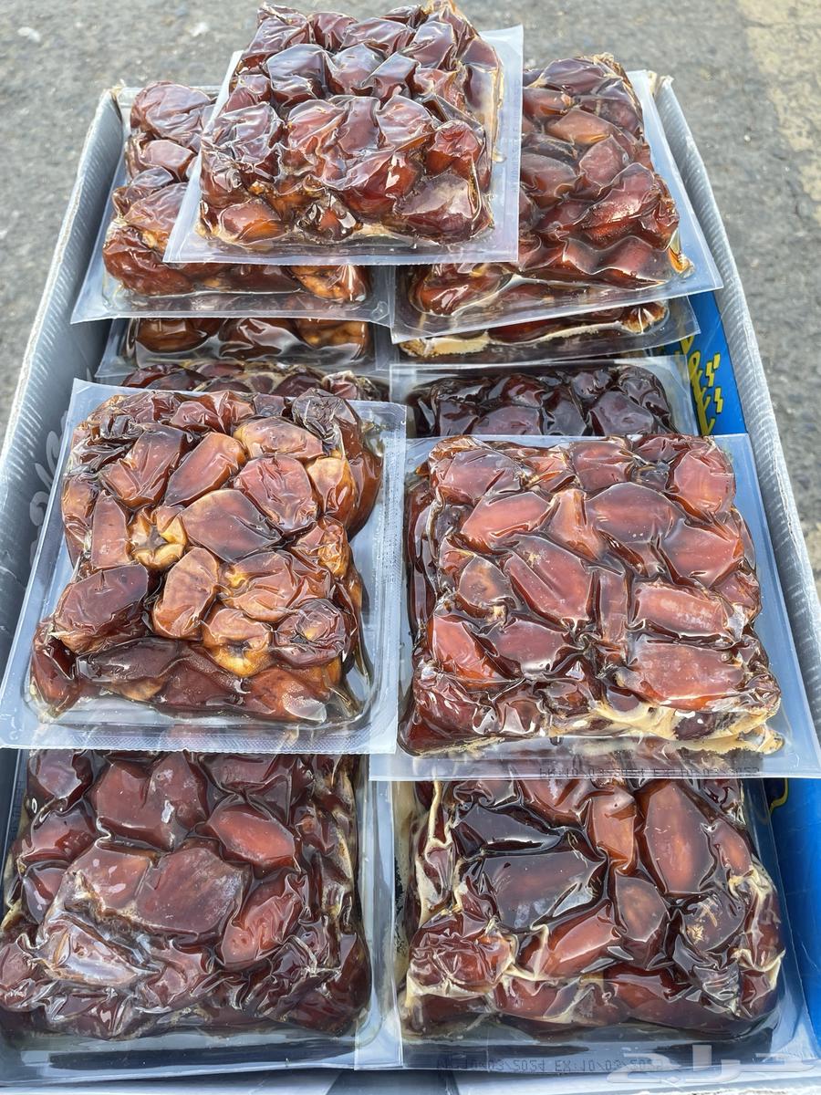Qassim sweets are very, very cheap and the sale is near63052074739331113