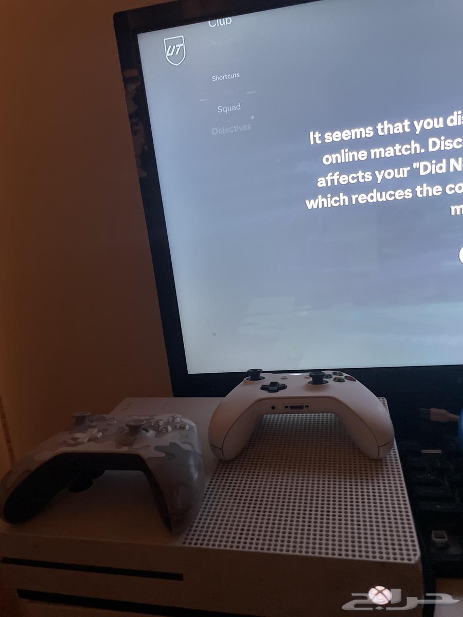 اكس بوكس ون بحالة ممتازه630508018928651110
