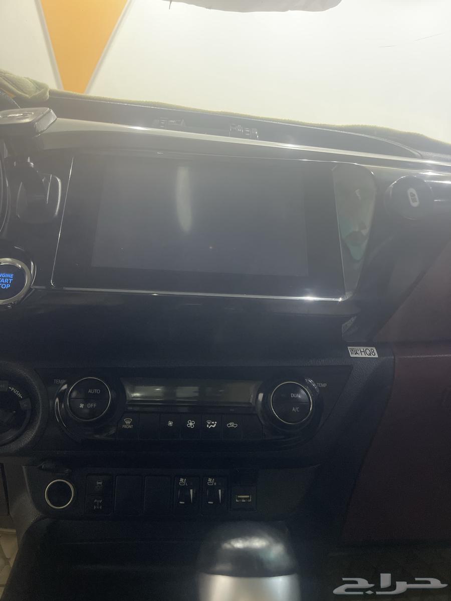 HiLux. 2024. Mileage 144k63072754624642112