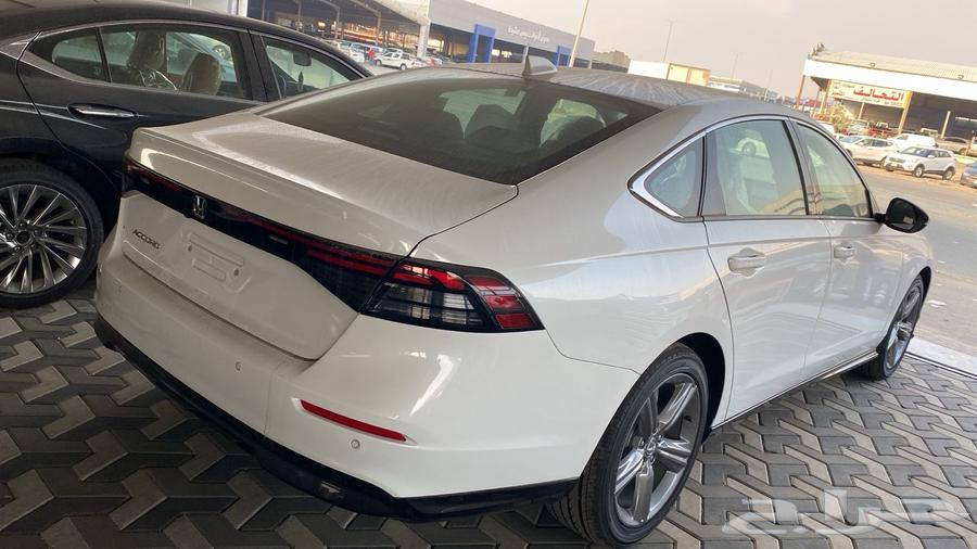 Honda Accord EXL 2025 Gasoline Full Option Cash and Installment63074023540482113