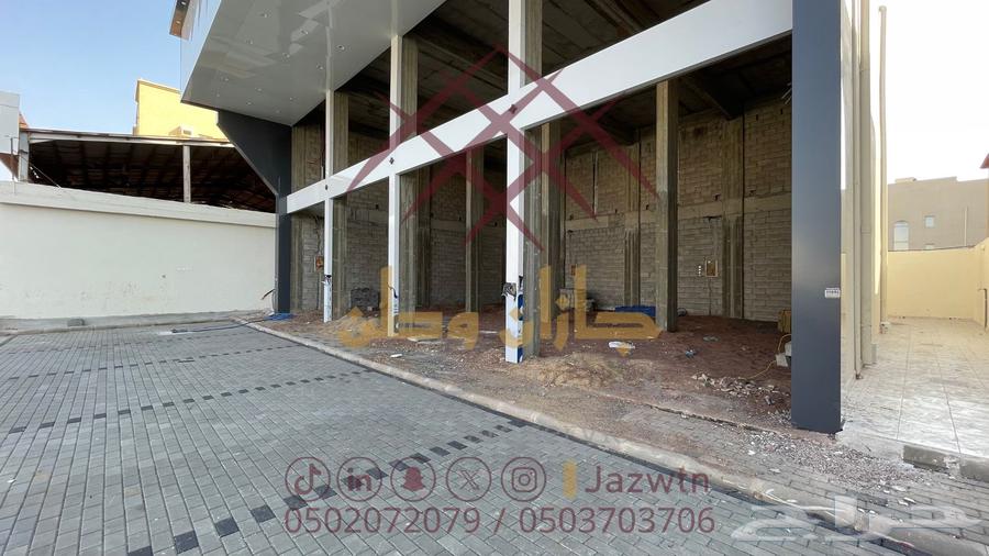For rent commercial shops on a vibrant street63013383861762112