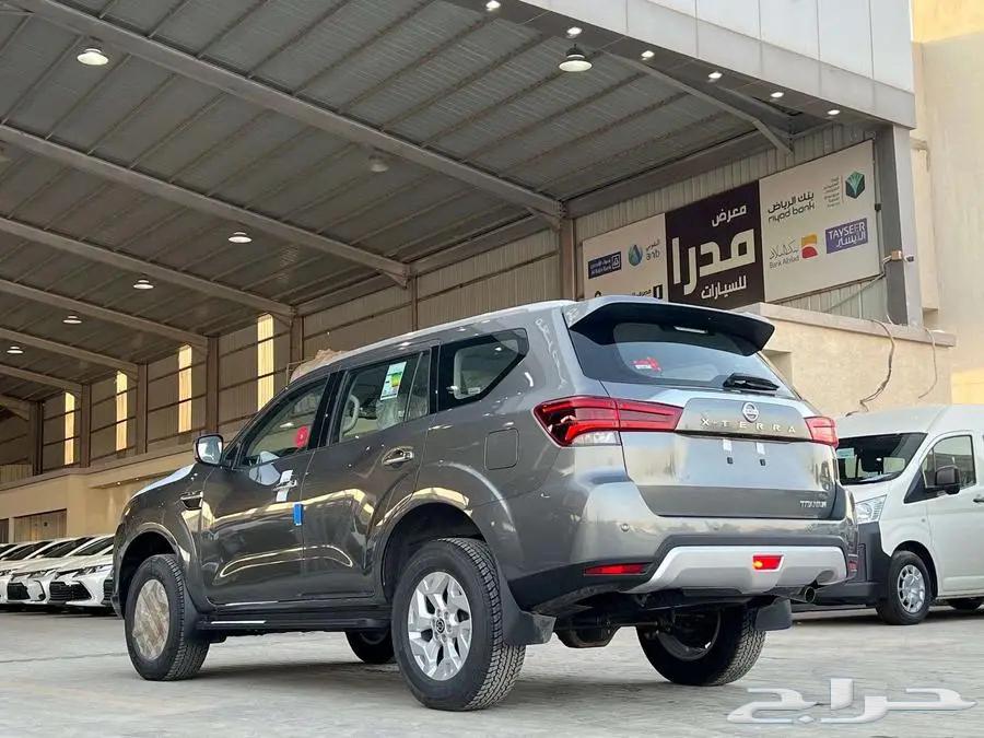 نيسان اكستيرا تيتانيوم نص فل دبل وبدون مع تجربة قياده63072741358466112