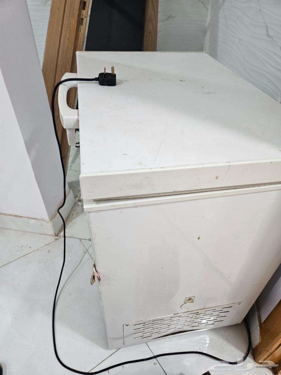 Oven and freezer for sale63051650800259111