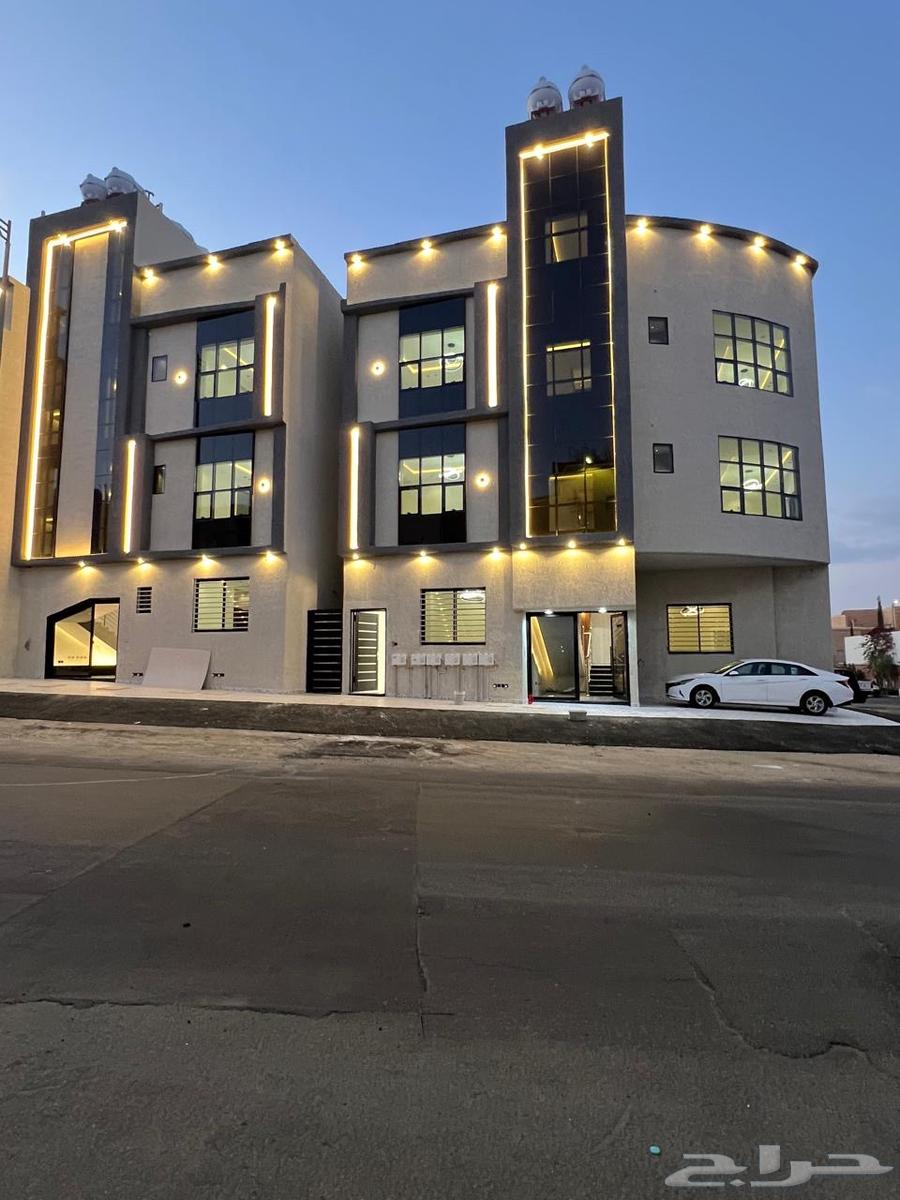 For sale: an upper apartment with a roof, working elevator, 600 thousand, Abha Al-Muizz Street.628913510551051129