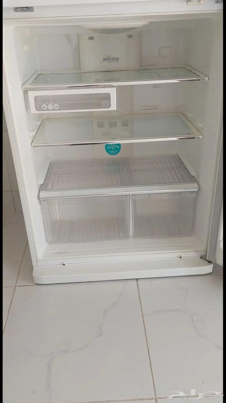 للبيع ثلاجة ال جي ( حجم عائلي)63048944891393111
