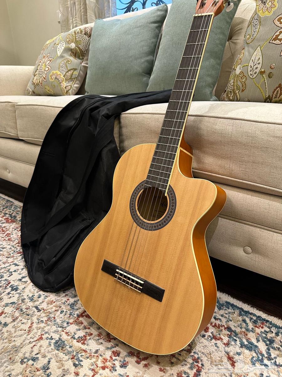 guitar634704503824671115