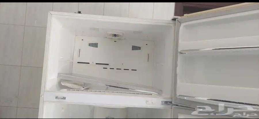 للبيع ثلاجة ال جي ( حجم عائلي)63048944891393113