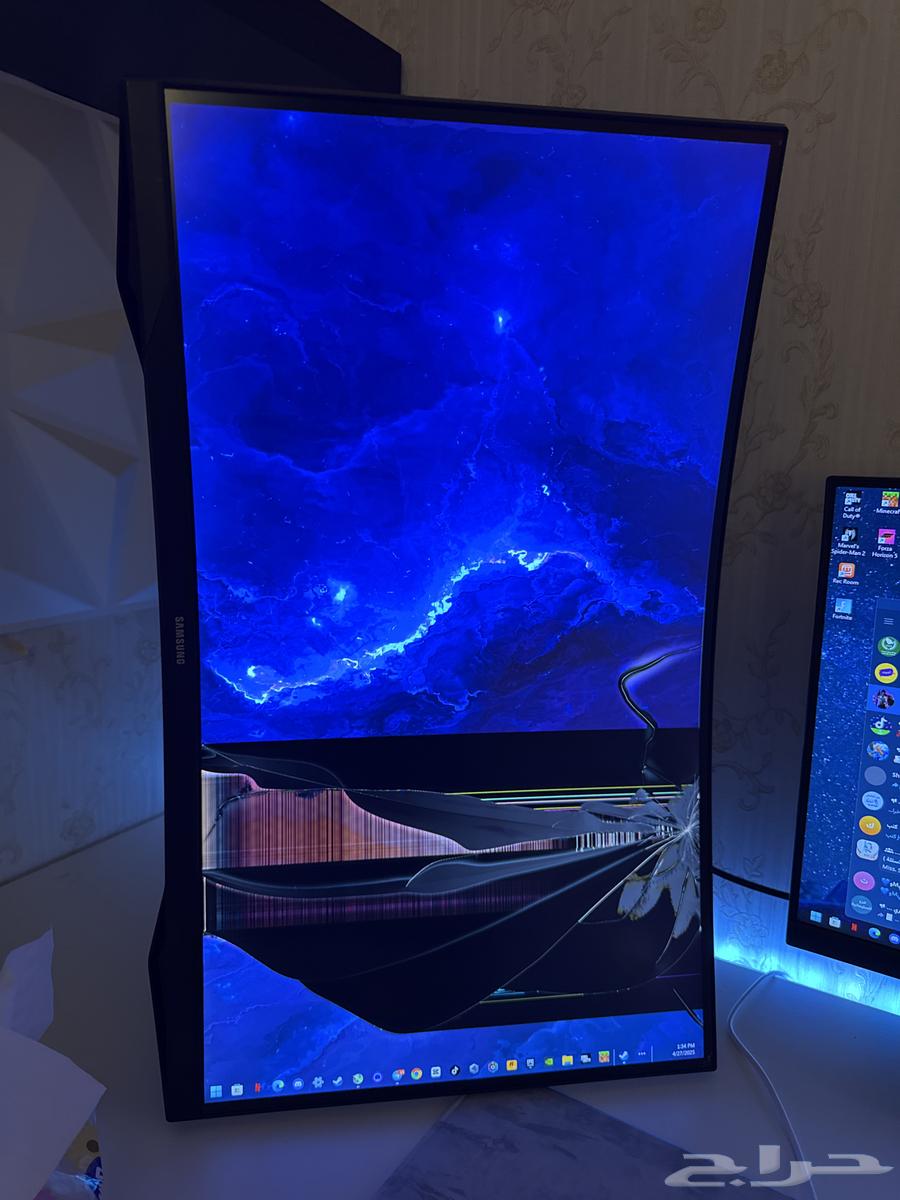 Broken screen63076813484033111