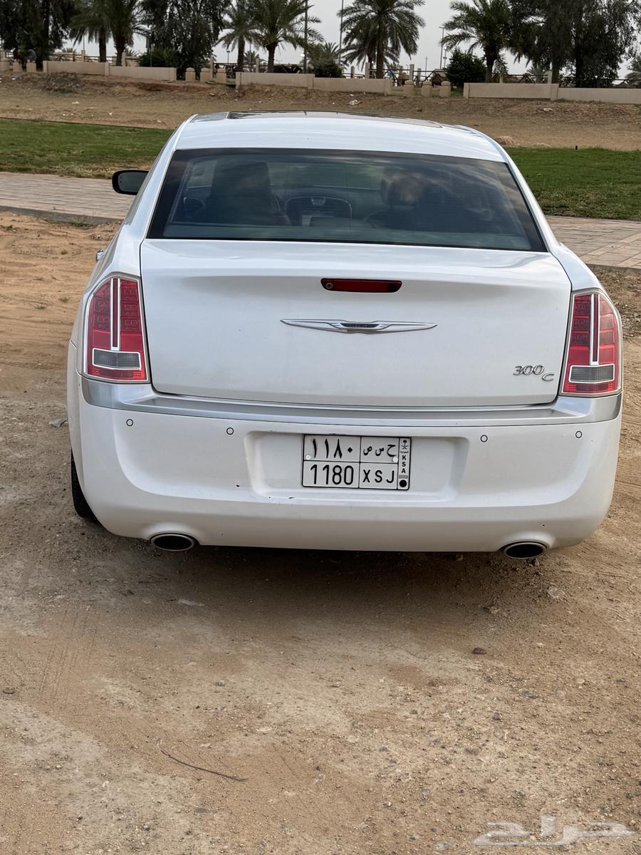 كرايسلر C300 همي 8 سلندر 2014 نظيف بدي وكالة63067844162434113