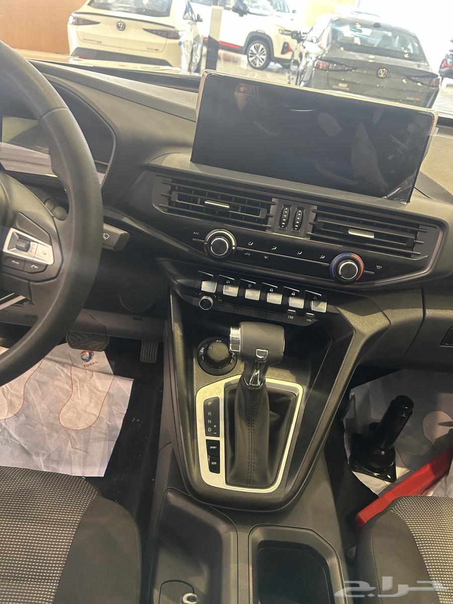 Shangan Hunter Gear Automatic Diesel Showcase for a Limited Period63068601269378112