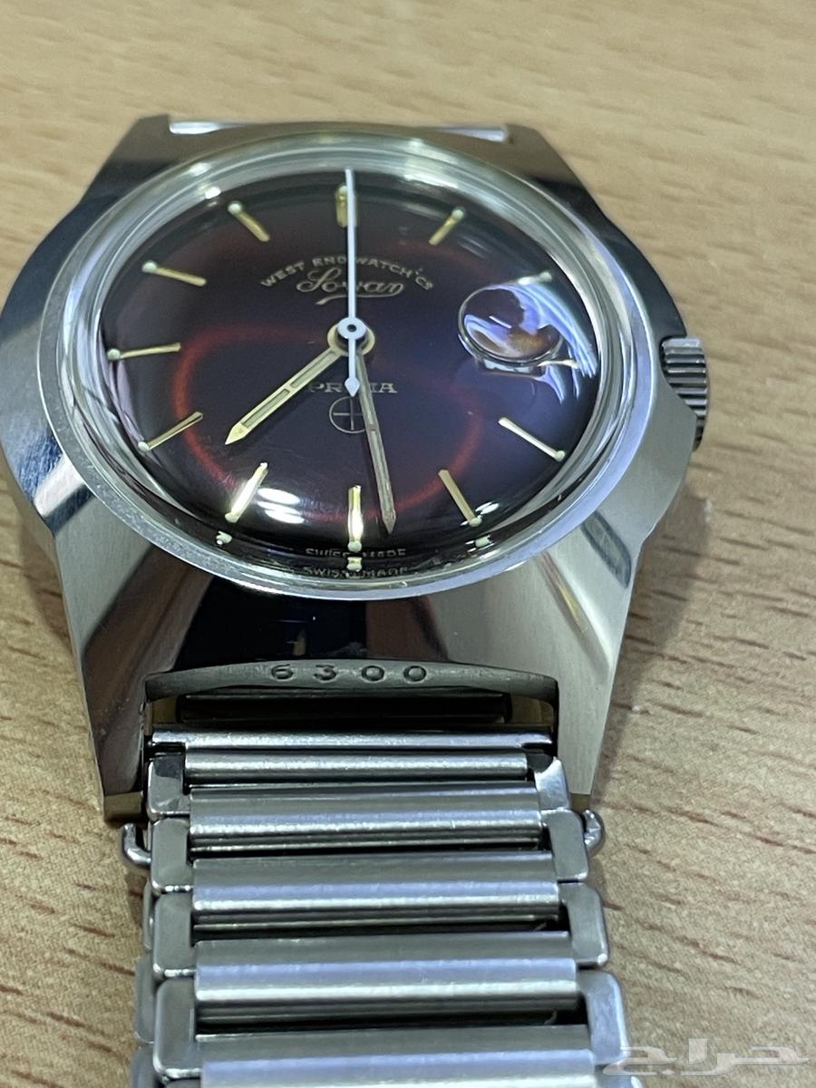 Watch with a cross63048180505602111