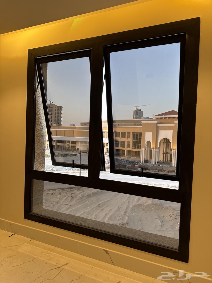 للإيجار شقه بجوار البحيره مطله على البحر والشبيلي جراند مول63014281616257111