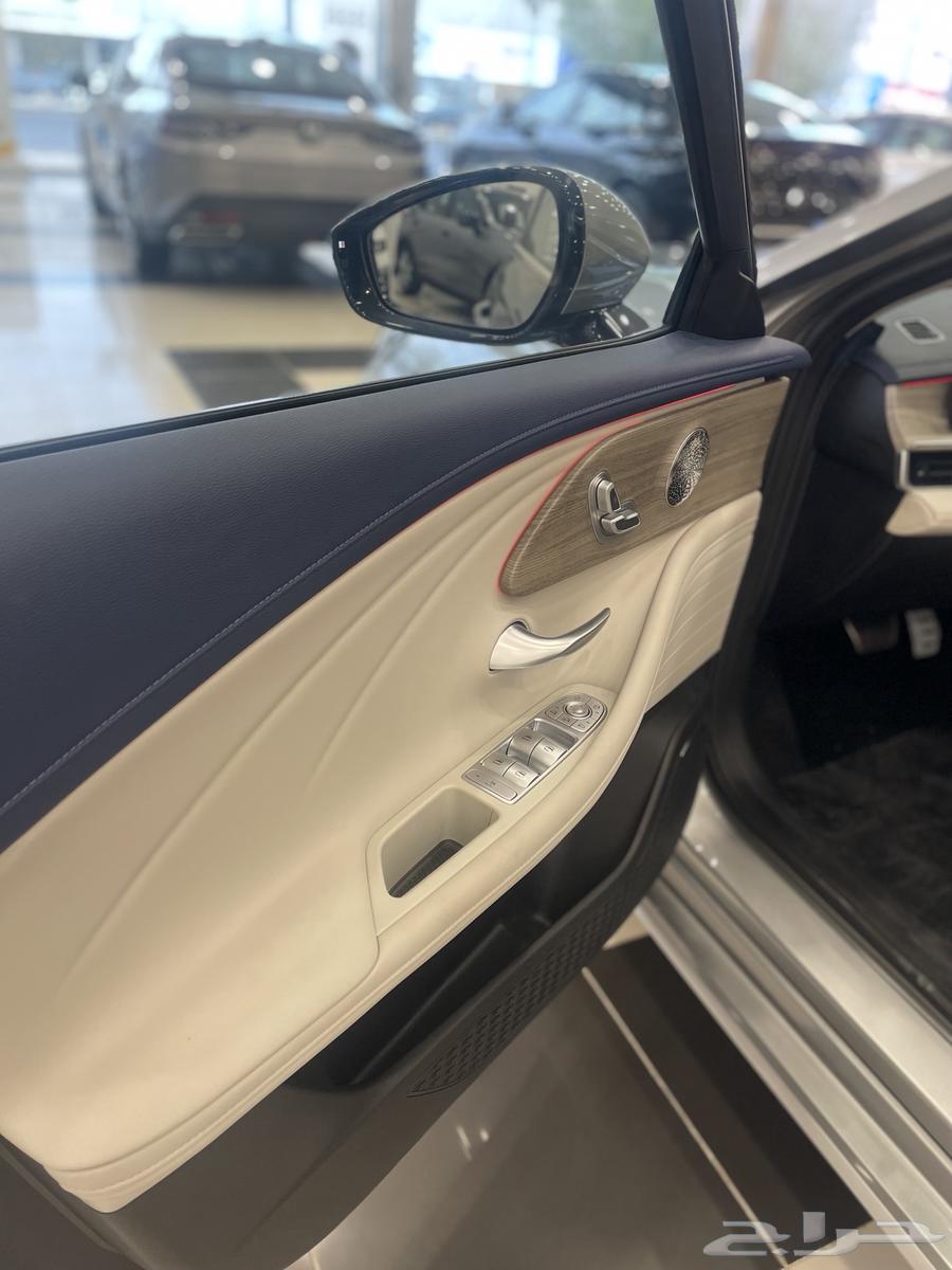 شيري اريزو 863068253795073114