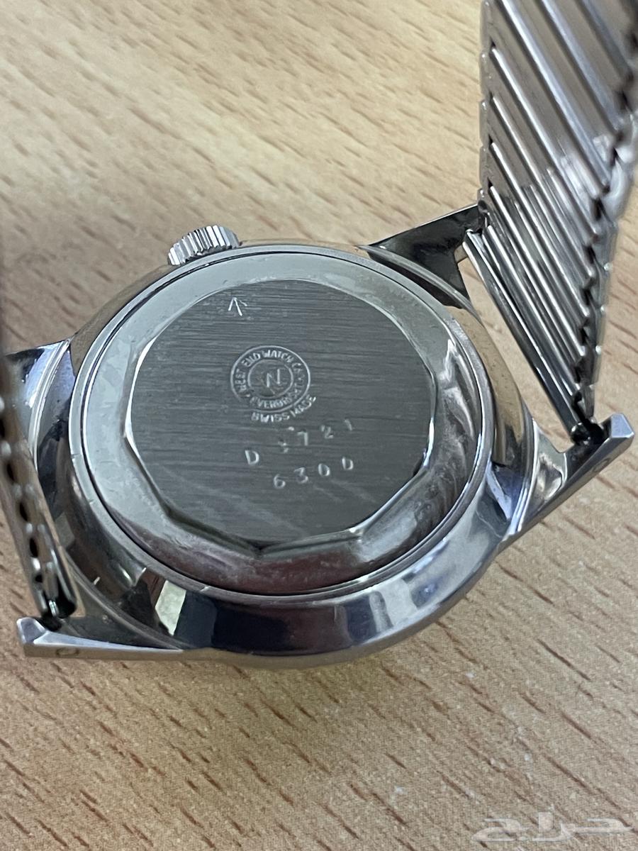 Watch with a cross63048180505602112