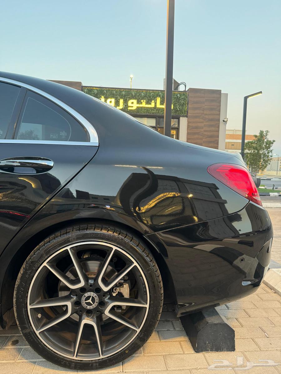 مرسيدس 2020 C200 فل كامل63071924593666112