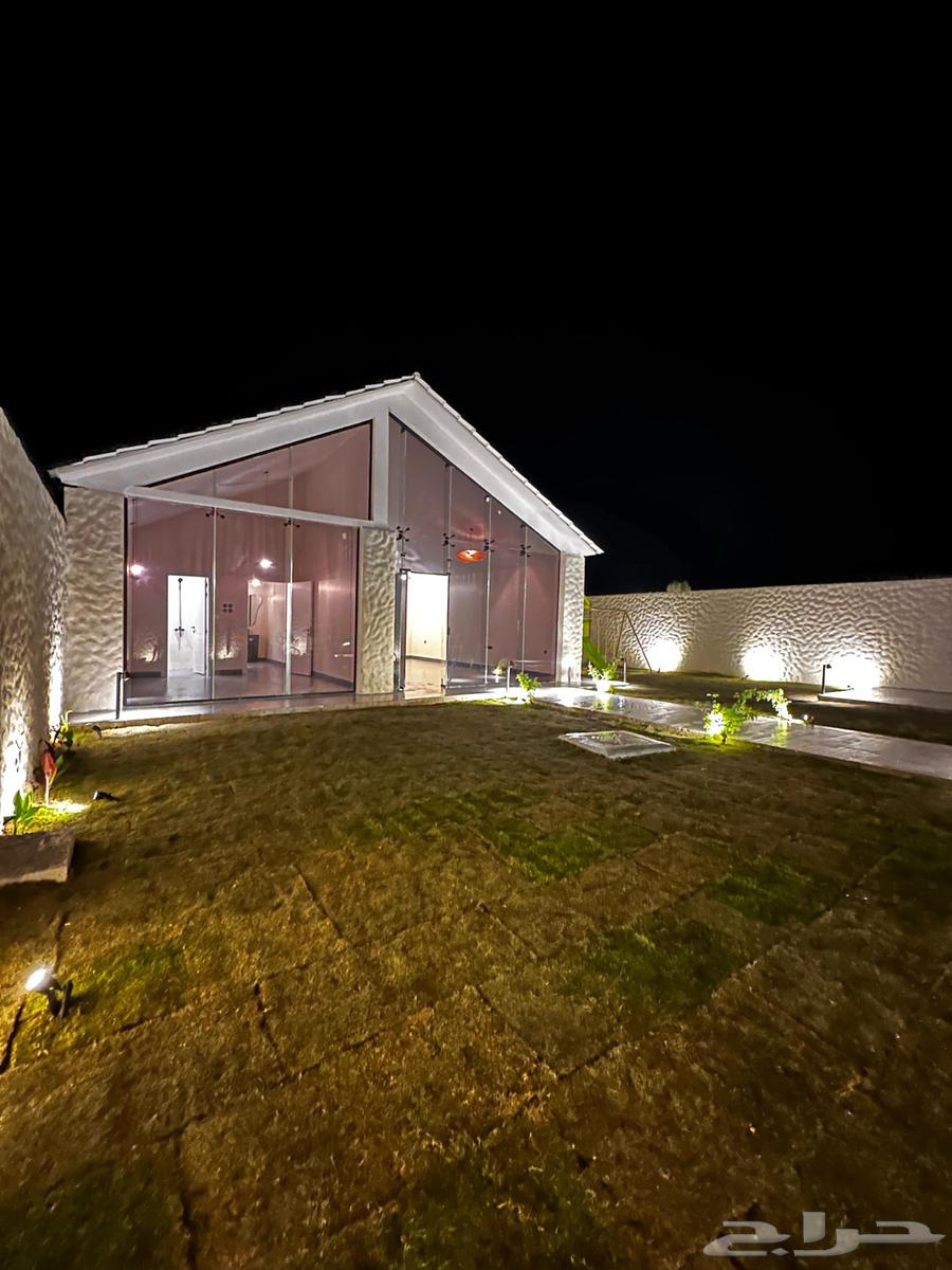 For sale: A villa in the eastern part of Buraidah, Al-Hudaybah neighborhood, elevated location and reasonable price.63004099053443112