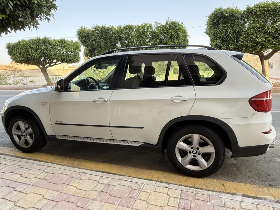 BMW X5 model 201263069481303811112
