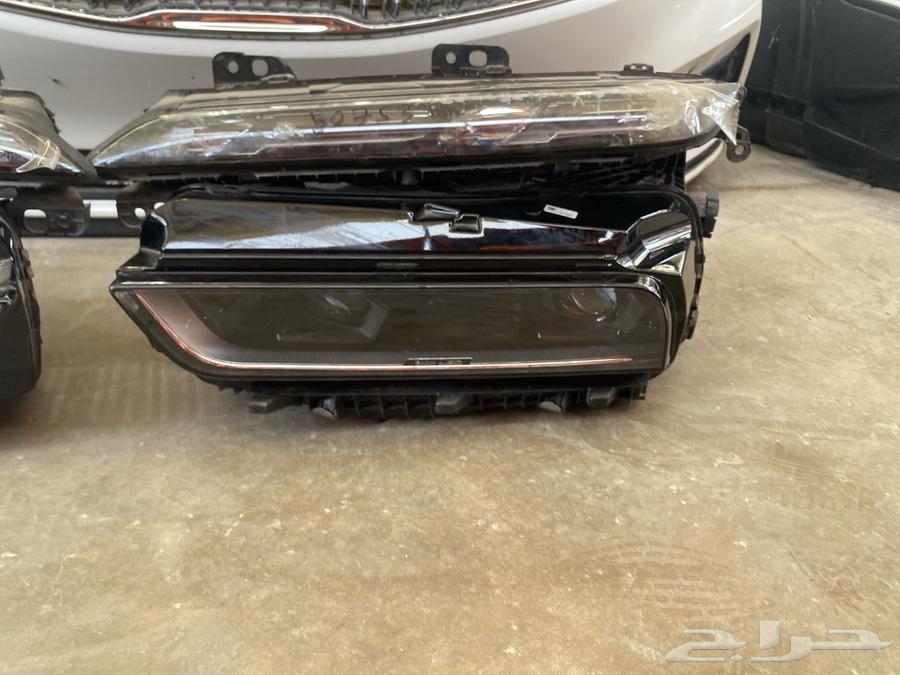 BMW 7 Series headlights 202563071941950979111