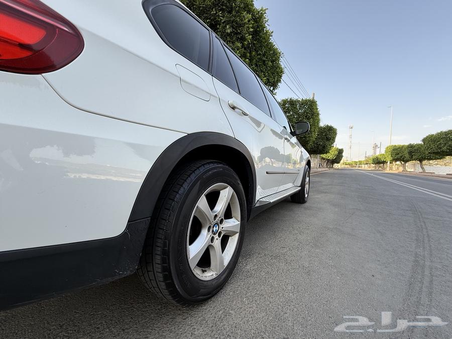 BMW X5 model 201263069481303811113