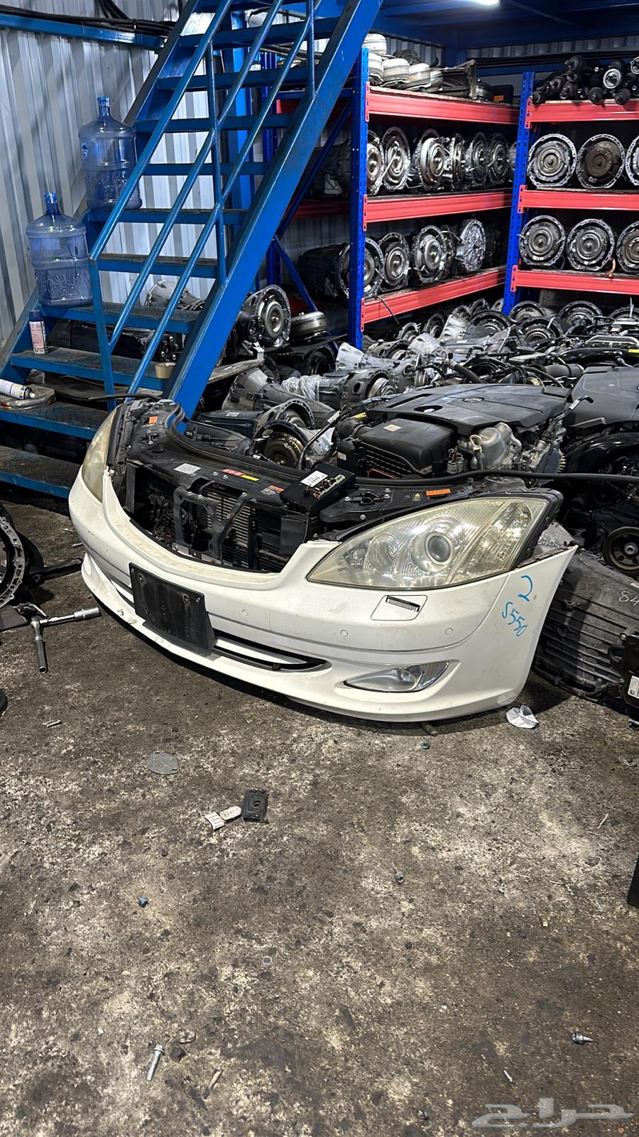 Mercedes parts from the UAE63064255053570113