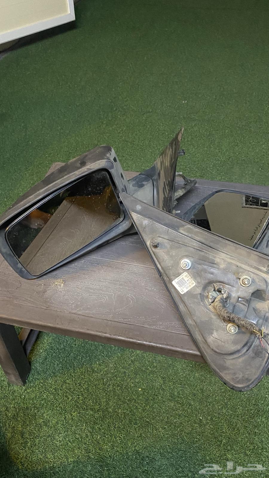 Ford Expedition left and right mirror63067432377091112