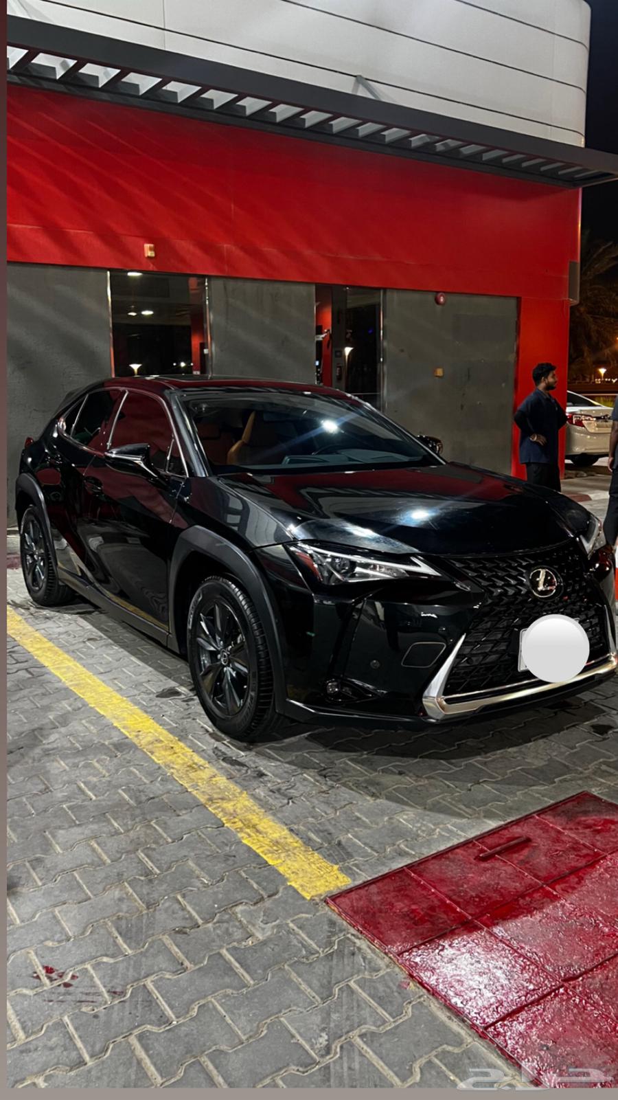 للبيع لكزس UX 200 موديل 202163065062752898111