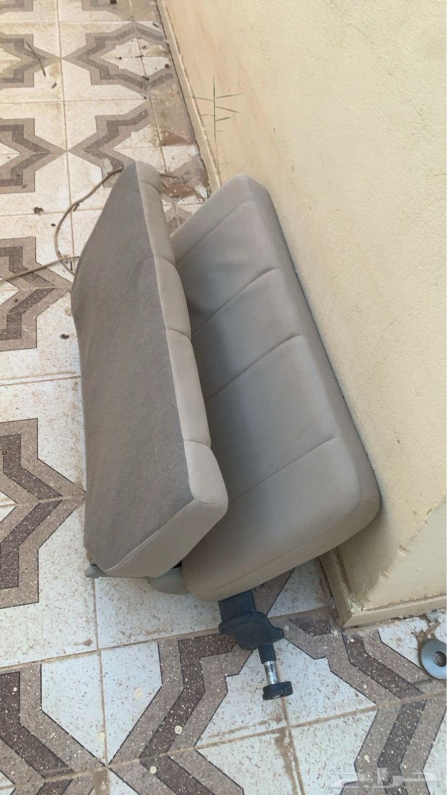 مرتبة نيسان بترول خلفيه .63064662864770110