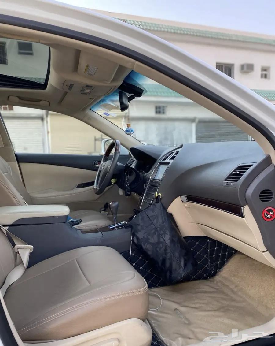 لكزس 350esالسياره مرشوشه كامل ماشيه 360السيارة مسيومه ب3963063121630337114