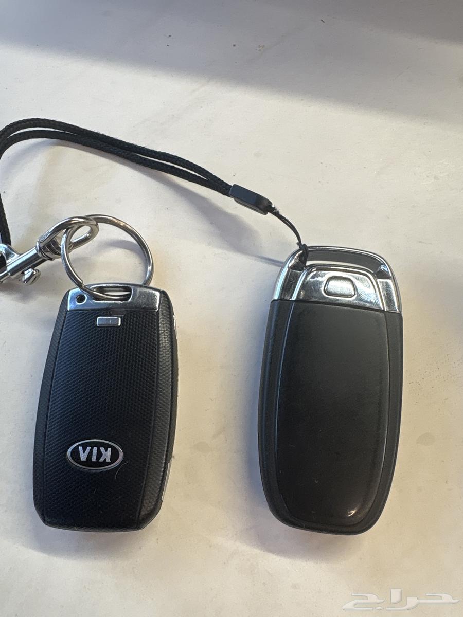 Audi and Kia Optima Key63062352506753111