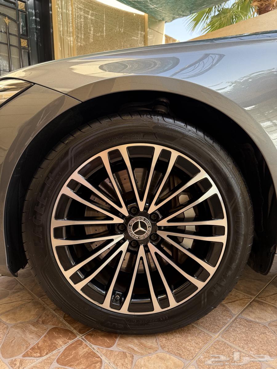 Genut Mercedes Aljowhara Agency Size 19 With Tires (Sold)63065054407810111