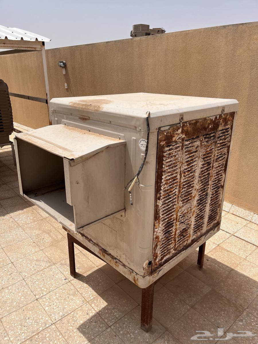 Very cold desert cooler made of straw634704808896011112
