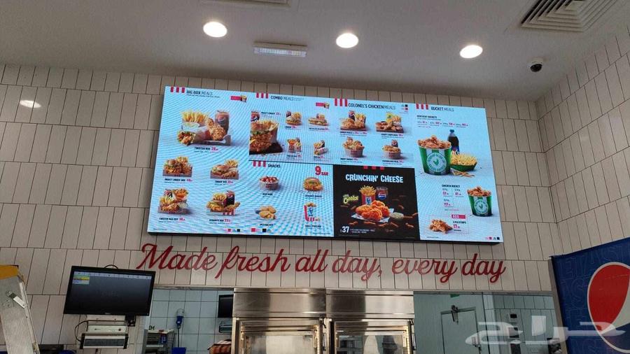 2 LED display modules 1.8 point pitch, size 3200x160063063481138050114