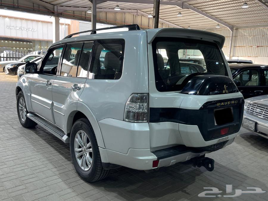 2022 Pajero Full Option63065071079298113