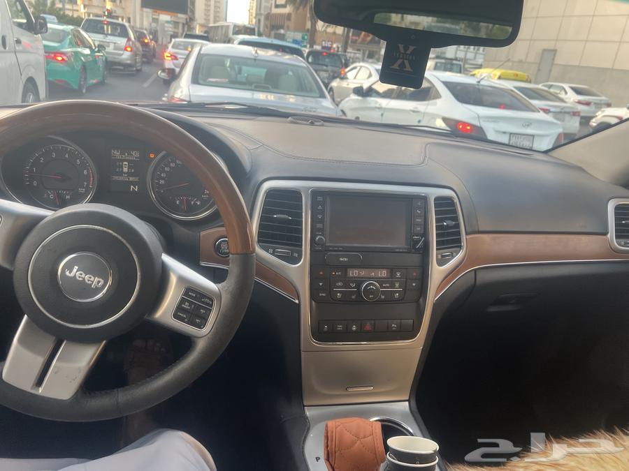 جيب جراند شيروكي 2012 بحالة ممتازه للبيع63066212739971114