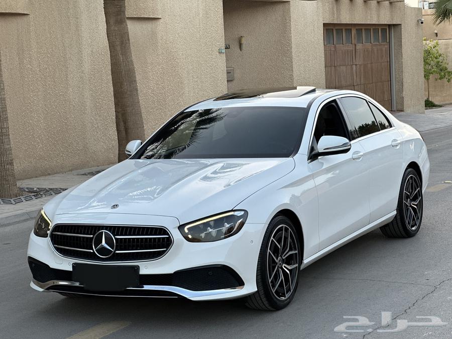 Mercedes E200 in agency condition 2021, mileage 82 thousand63062343322882113